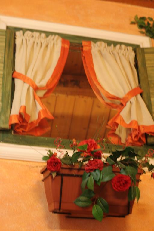 Alla Corte Dei Ventimiglia Montelepre Exteriér fotografie